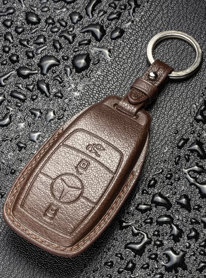 Кожаный чехол для ключа Mercedes-Benz TM-898 Mercedes-Benz-Maybach | GLS | GLE | B-Class | CLA | C-Class | C-coupe | CLS-Class | E-Class | EQB | G-Class | GLB-Class | GLC-Class | GLE-Class | GLS | AMG-A | AMG-CLA | AMG-C AMG-E | AMG-S | AMG-GLA | AMG-GLB AMG-GLC | AMG-G | AMG-GLE